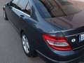 Mercedes-Benz C 200 136CV 2.0 Burdeos - thumbnail 3