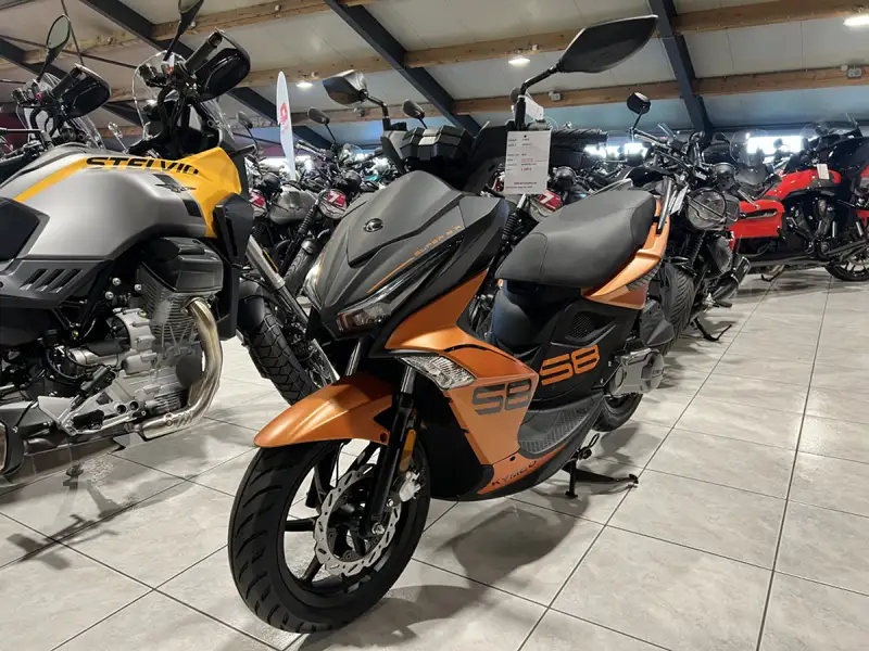 Kymco Super 8 - foto 2
