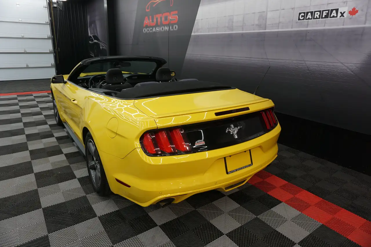 Ford Mustang снимка Ford Mustang