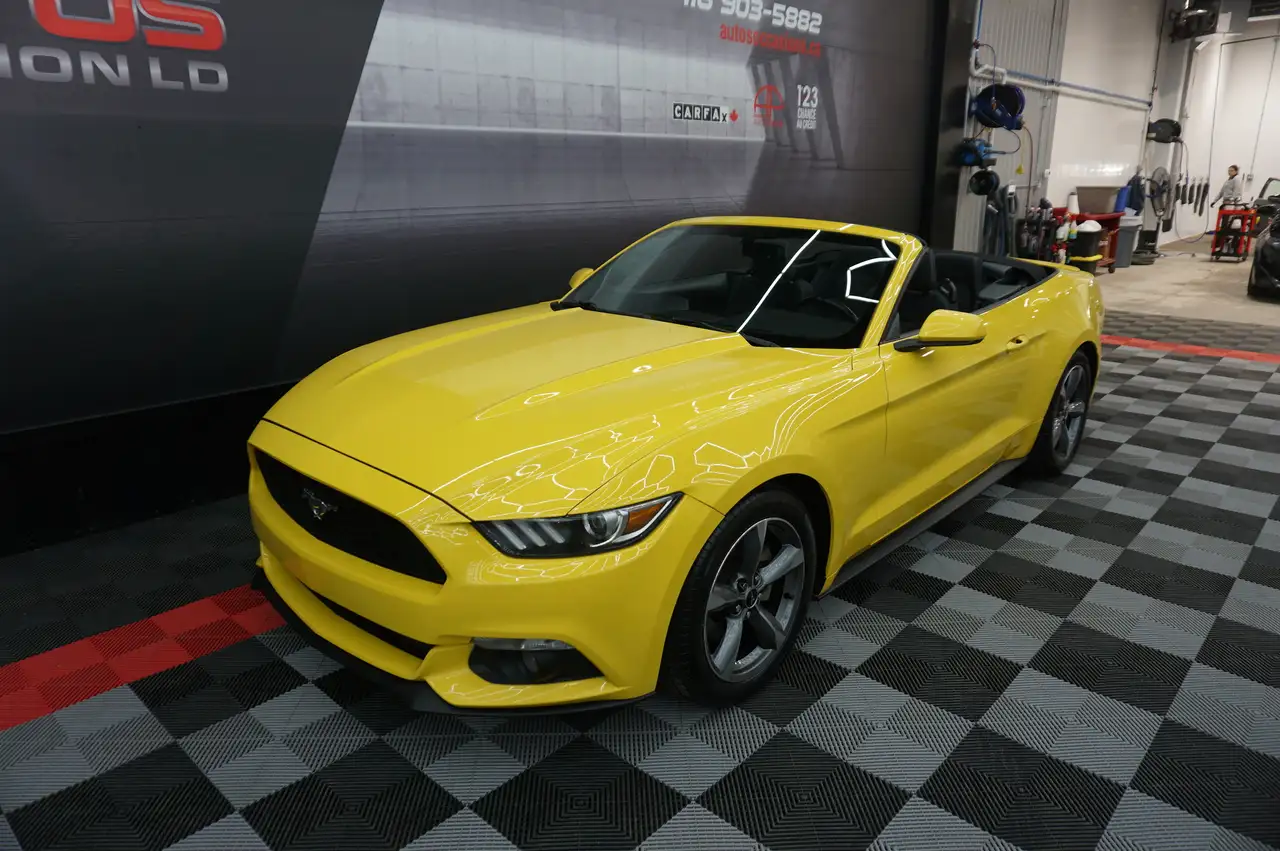 Ford Mustang снимка Ford Mustang