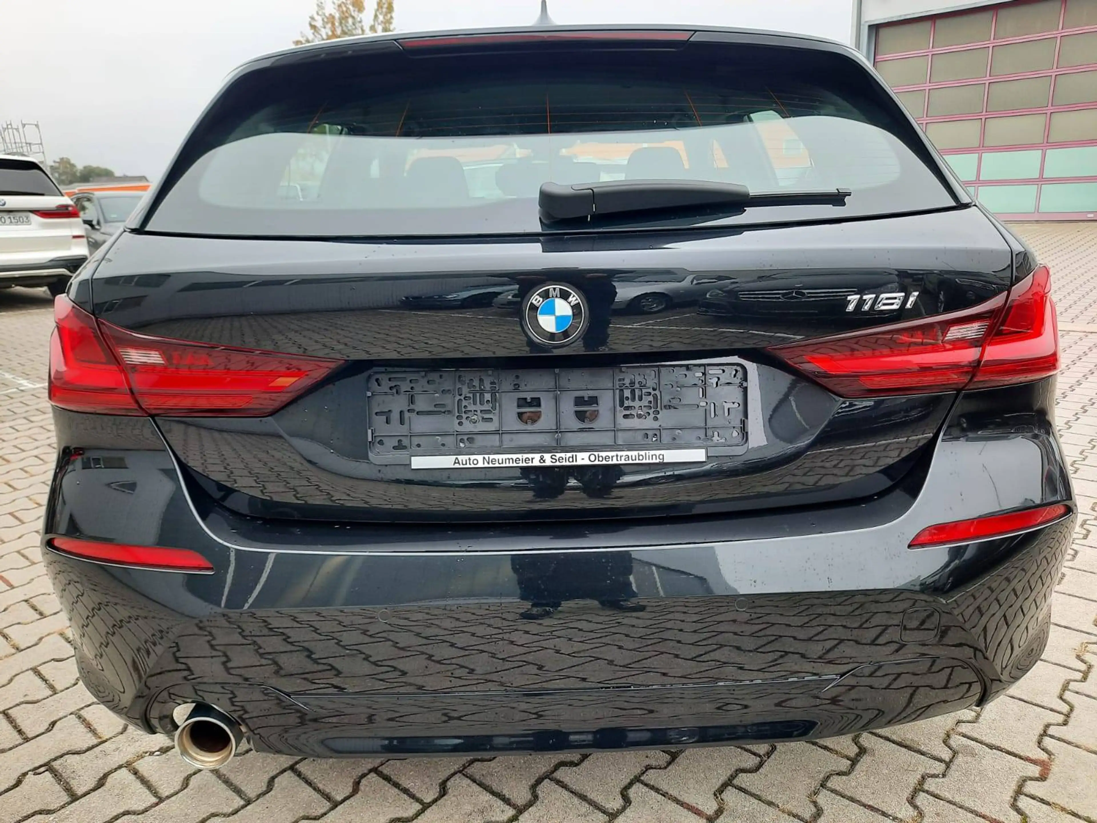 BMW 118 i Aut. Advantage*HUD*LiveCockpitProf*Sitzhzg*LED* — photo 7