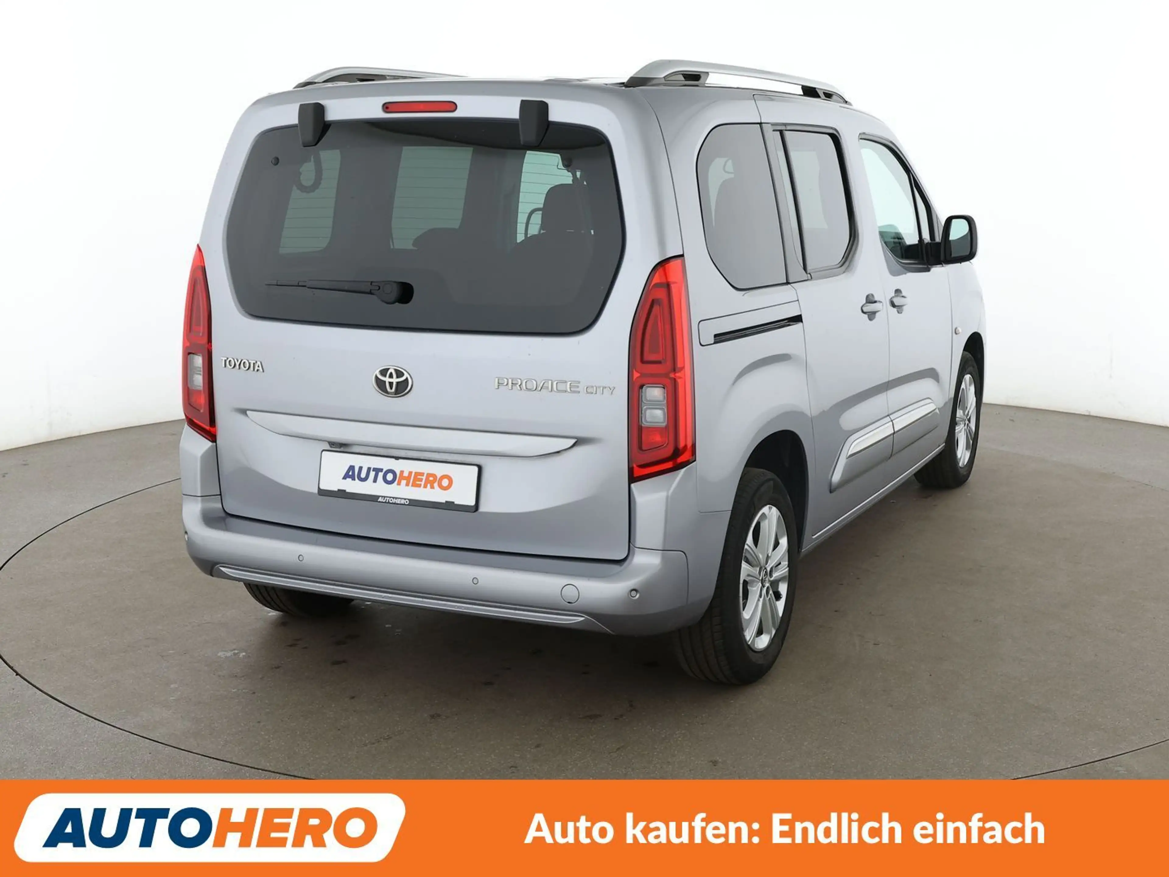 Toyota Proace City 1.5 D-4D L1 Team D*TEMPO*CAM*PDC*KLIMA* — photo 6