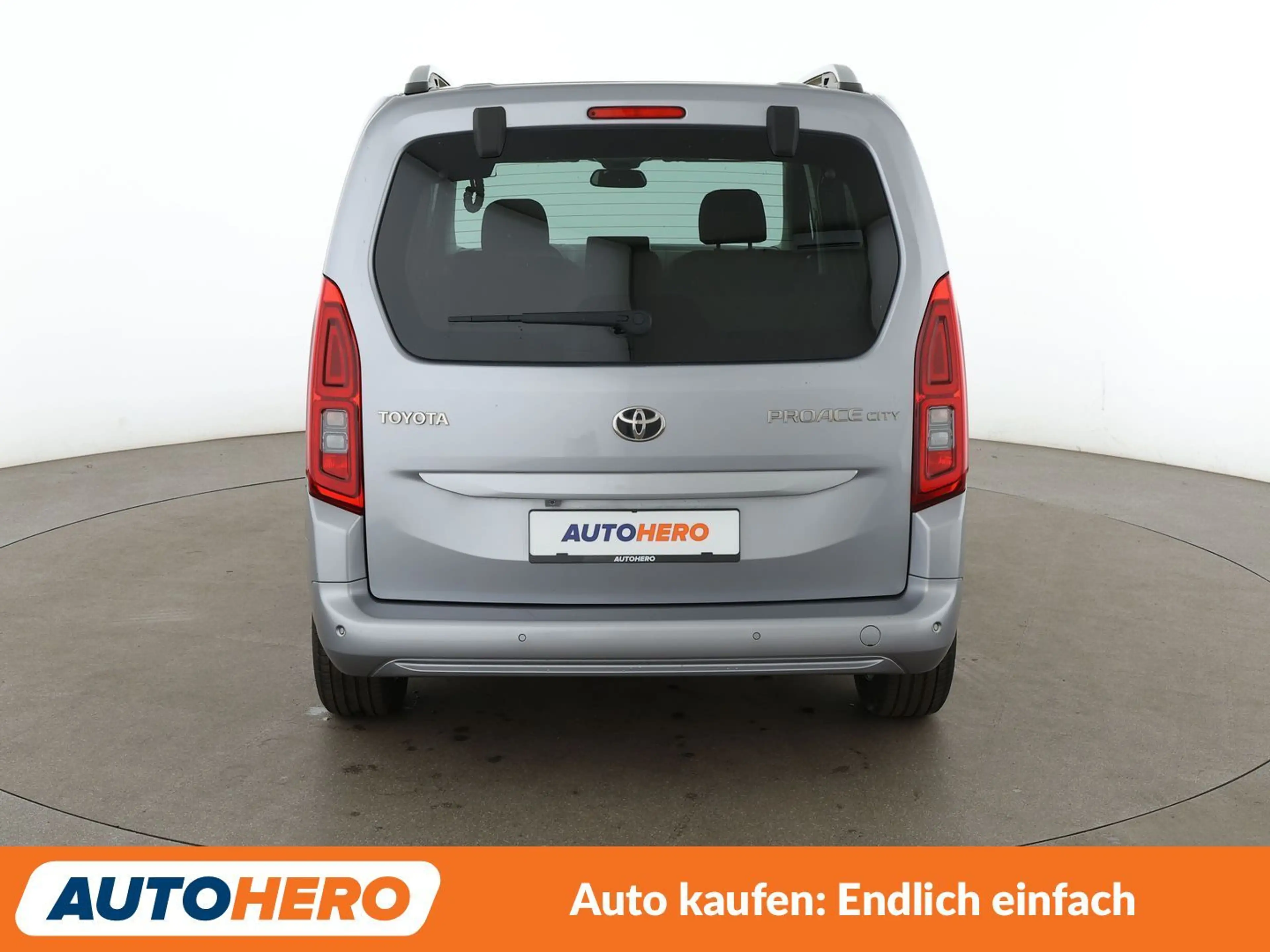 Toyota Proace City 1.5 D-4D L1 Team D*TEMPO*CAM*PDC*KLIMA* — photo 5