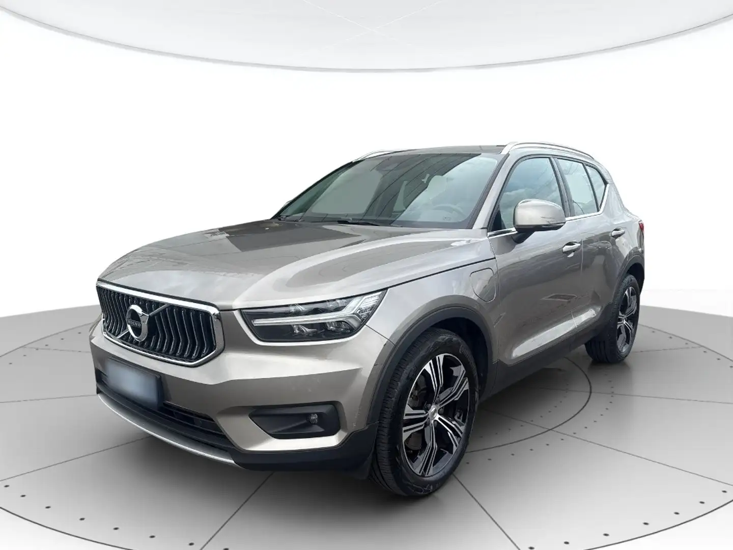 Volvo XC40 1.5 t5 phev Inscription auto Grijs - 1