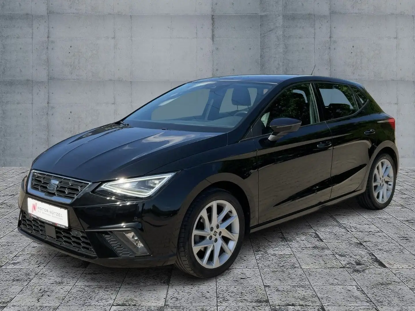 SEAT Ibiza 1.0 TSI DSG FR-LINE LED+NAVI+GRA+SHZ+PANO Schwarz - 2