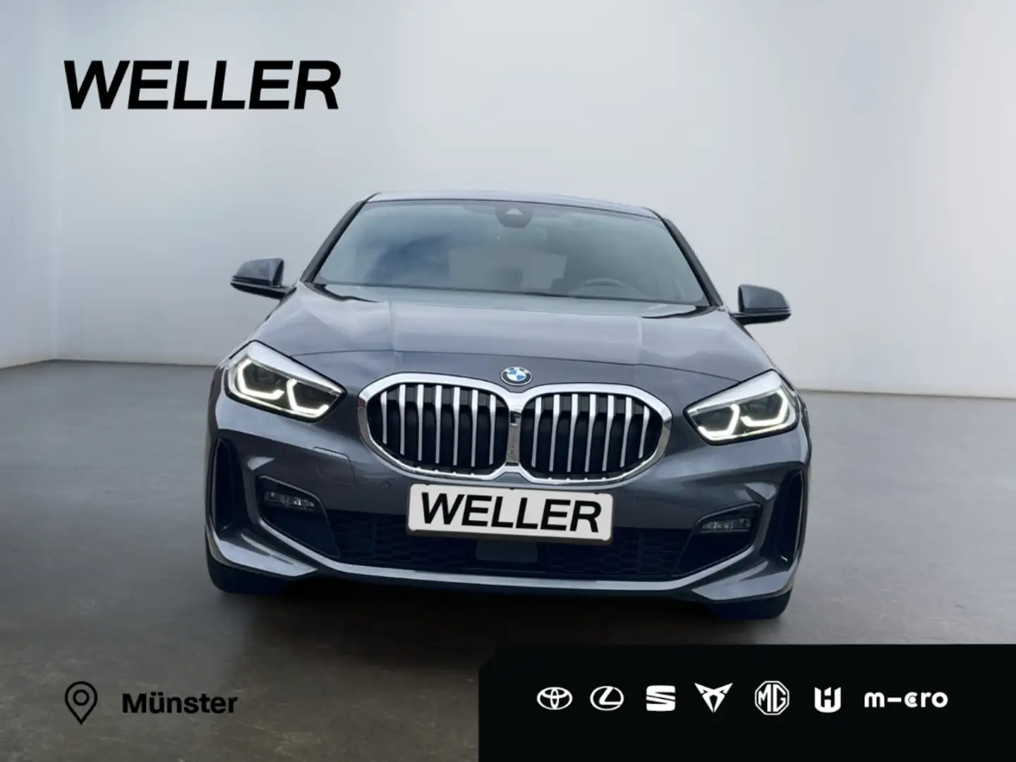 BMW 118 i M Sport *LED*HUD*Pano*Navi*CarPlay*CAM*SHZ* Grau - 2