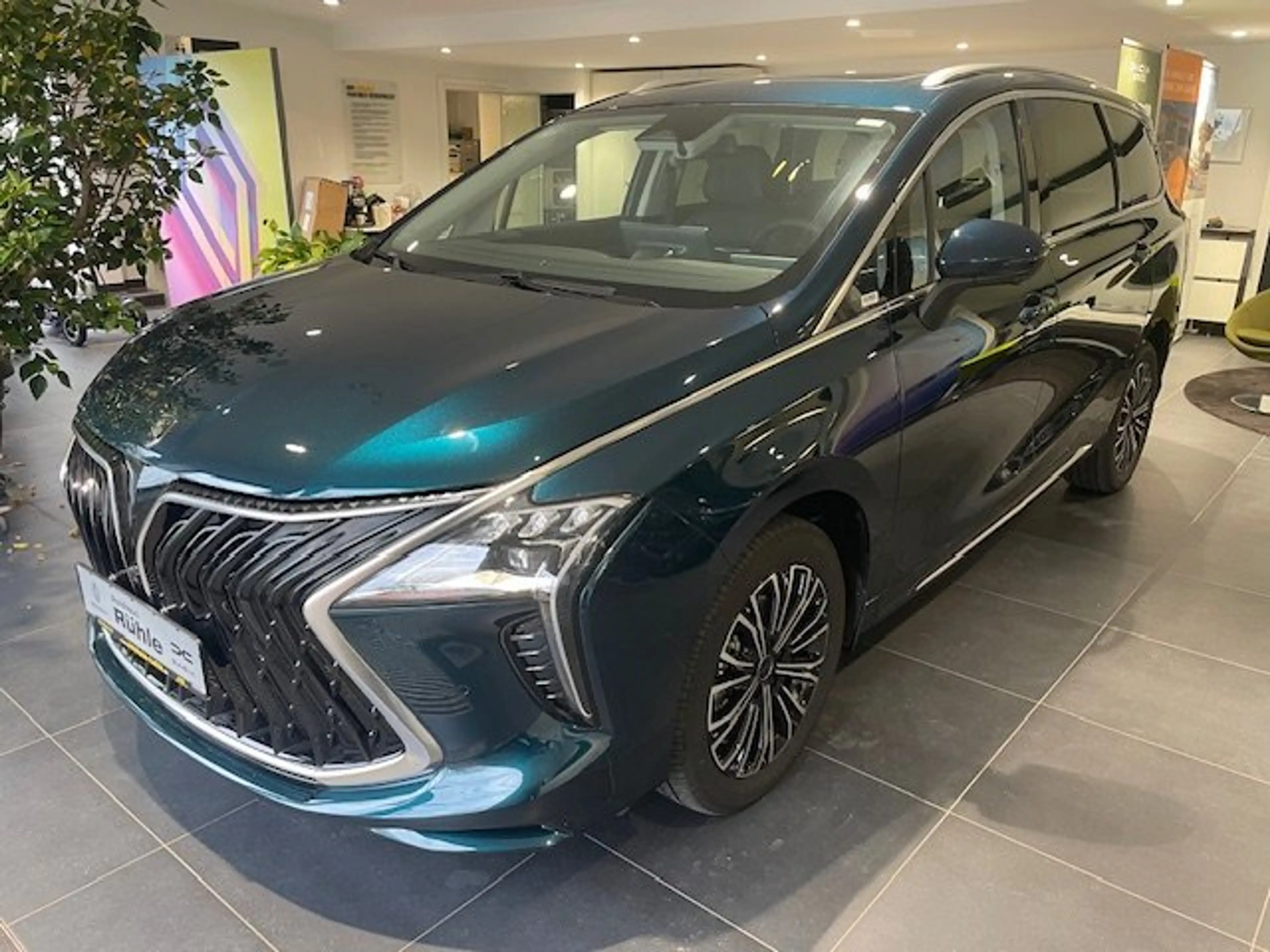 Forthing U-Tour PHEV