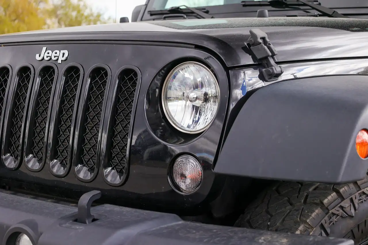 Jeep Wrangler снимка Jeep Wrangler