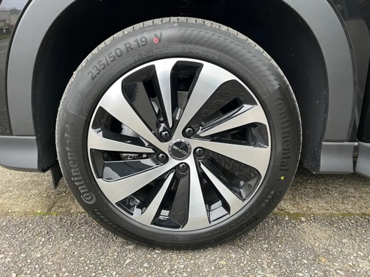 BYD SEAL U
