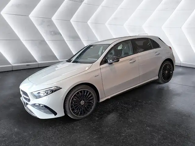 Mercedes-Benz A 250 A 250 e hybrid EQ Alpine Grey Edition