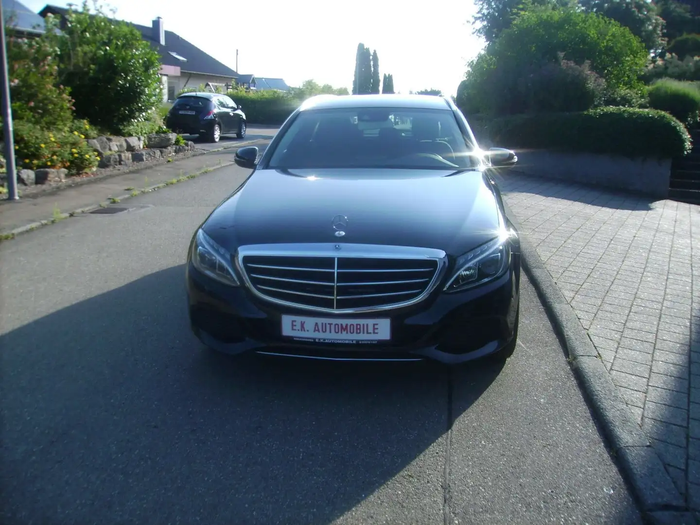 Mercedes-Benz C 180 CGI  T Modell-AHK-LED-EXCLUSIVE-AUTOMATI Schwarz - 2