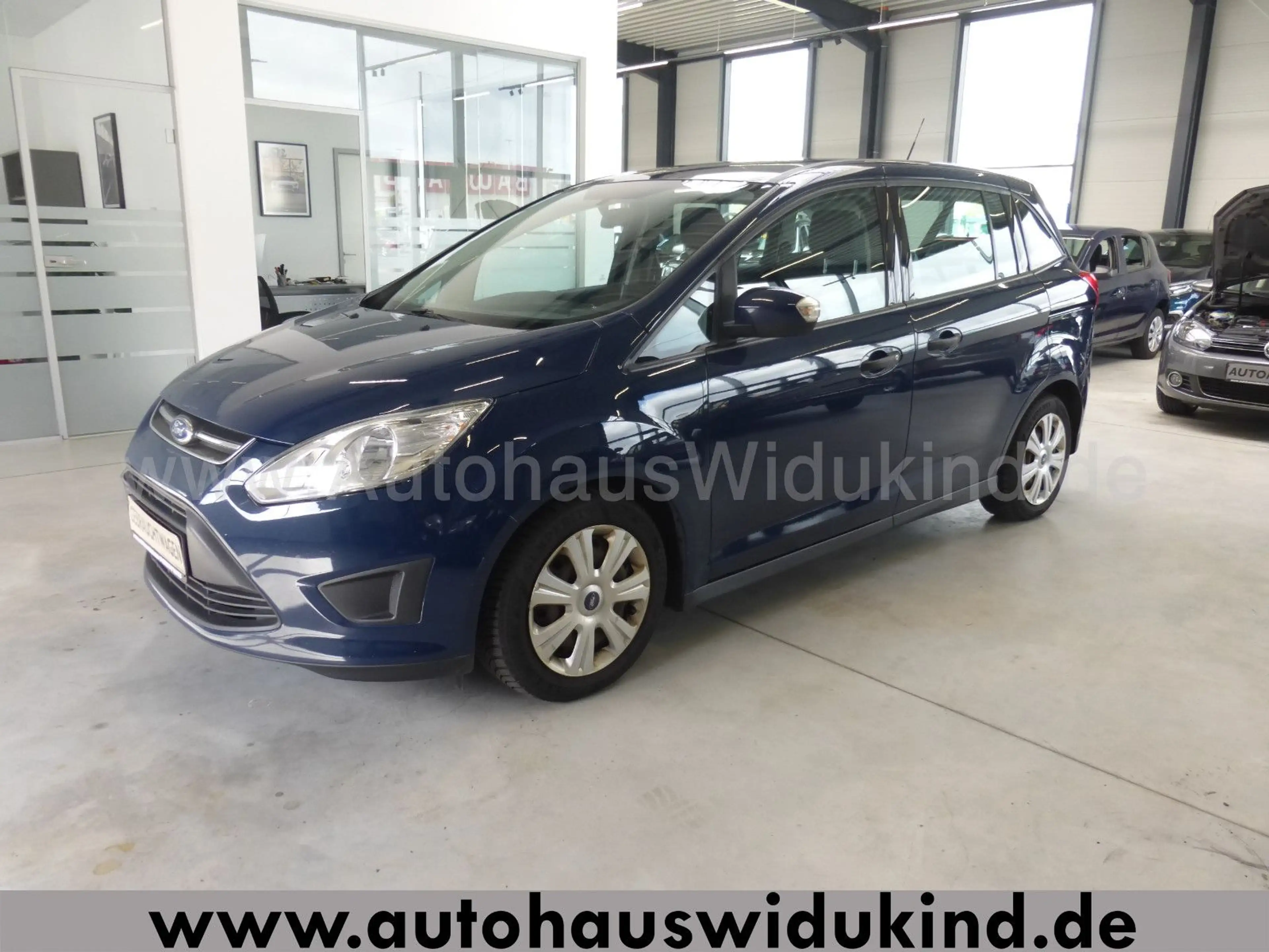 Ford Grand C-Max Ambiente Klima TÜV AU 02 2028 — photo 5