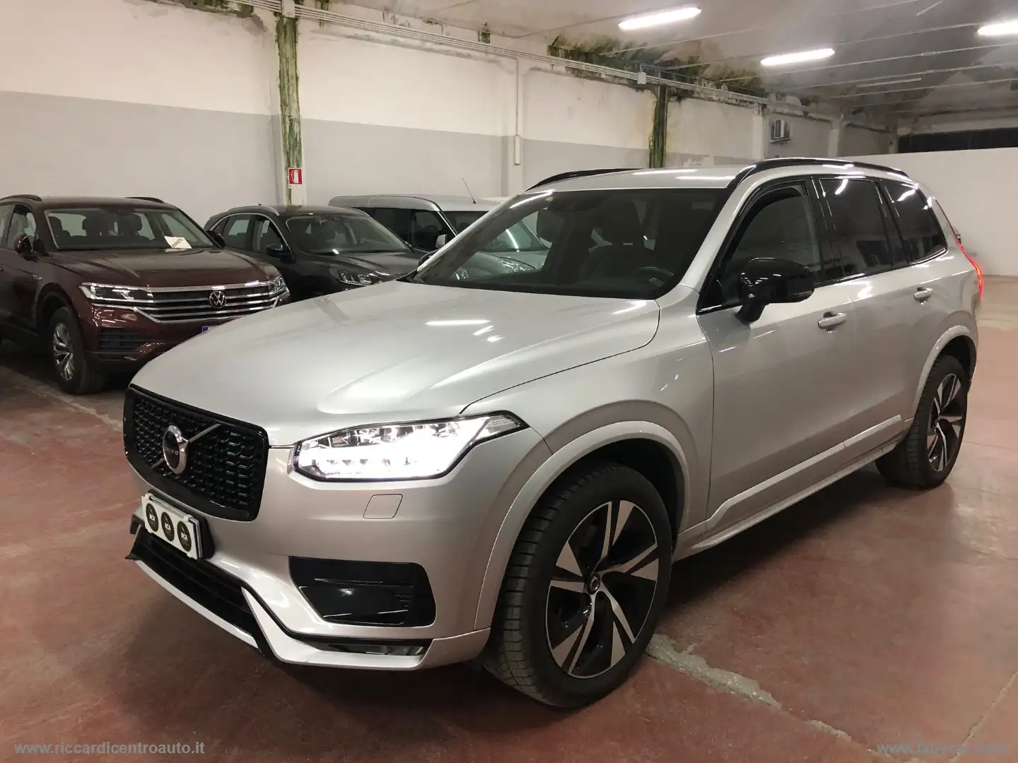 Volvo XC90 B5 Grigio - 1