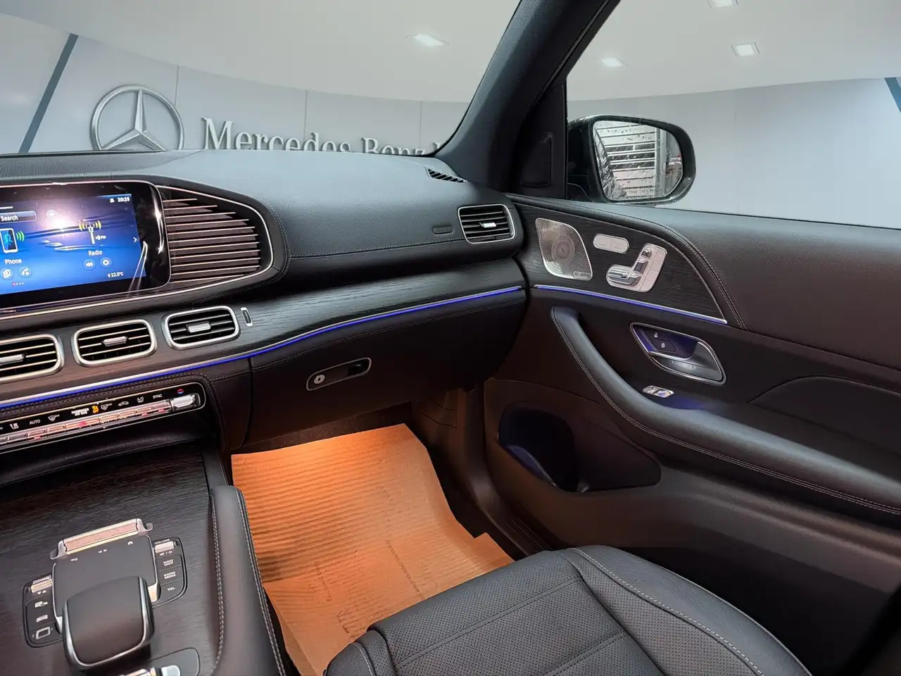 Mercedes-Benz GLE photo Mercedes-Benz GLE