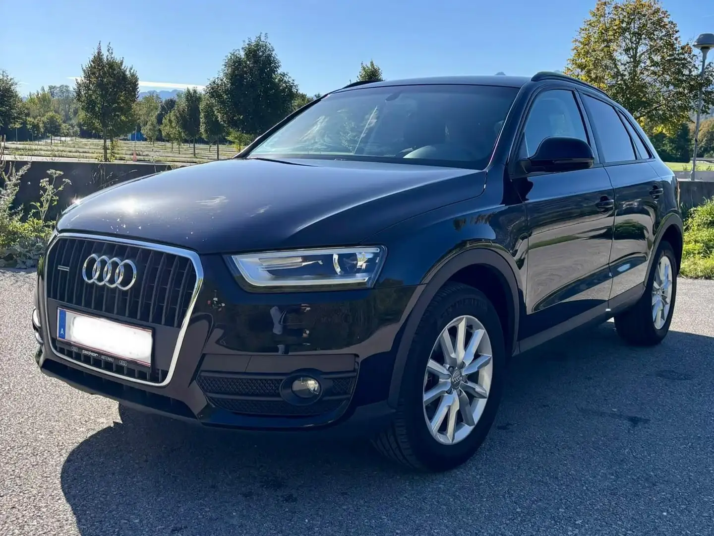 Audi Q3 Q3 2,0 TDI quattro Style DPF Style Schwarz - 2