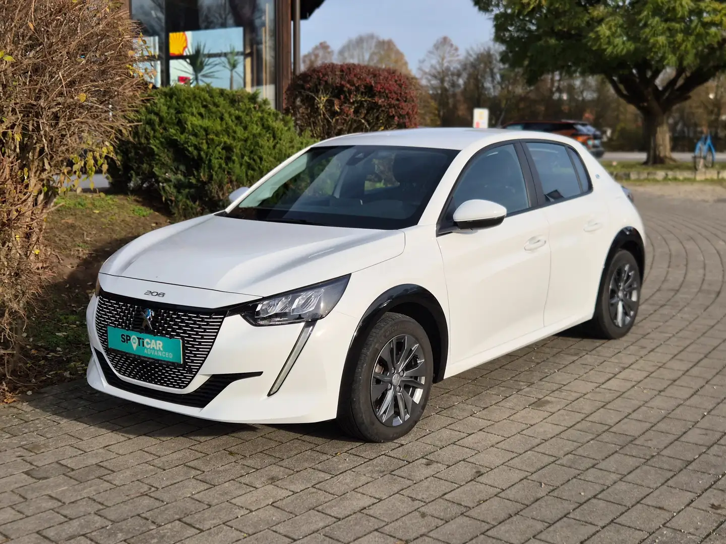 Peugeot e-208 Active Pack Elektromotor 136 - 1.Hand/Sitzheizung Weiß - 2
