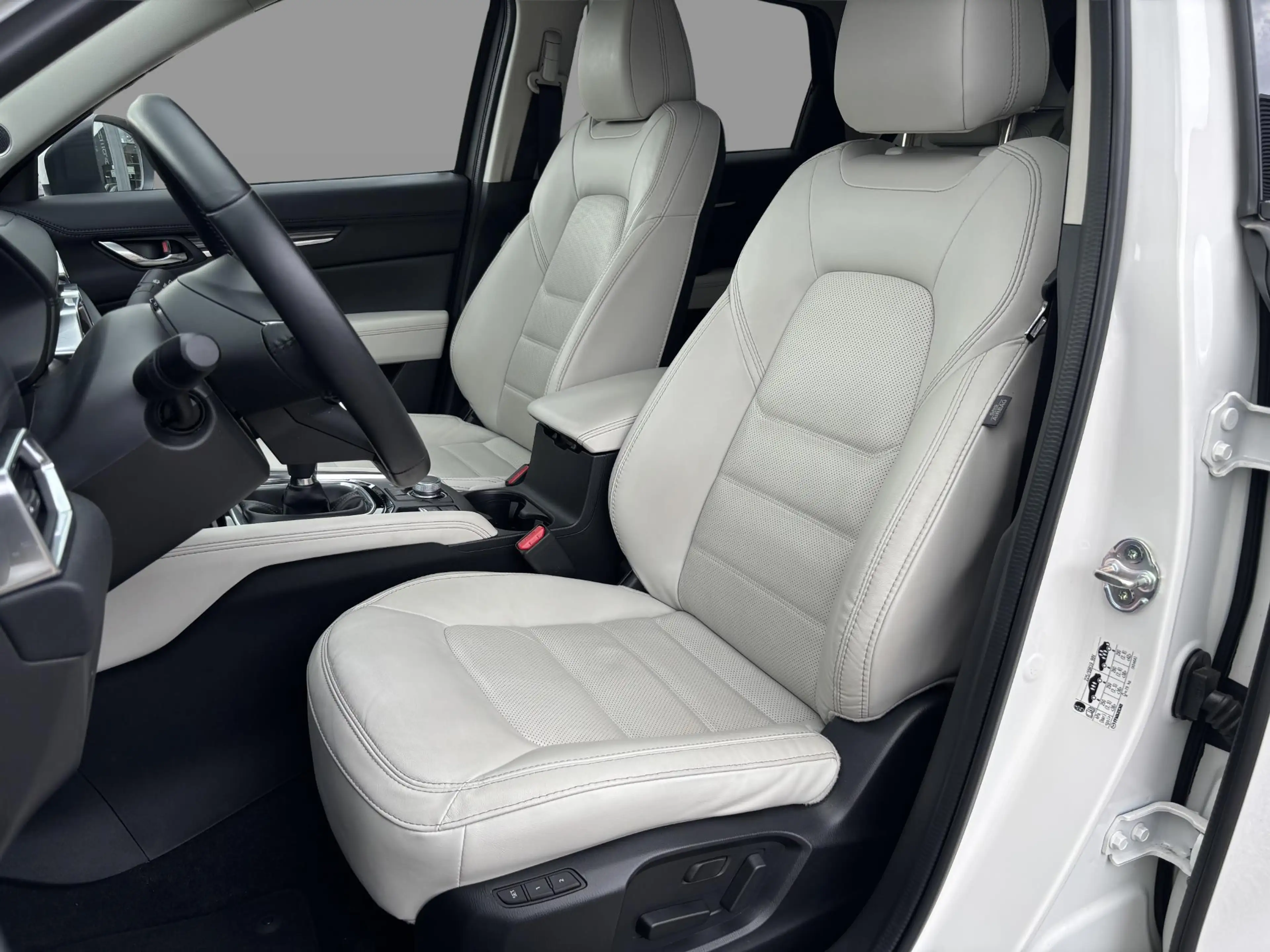 Mazda CX-5 2.0 e-SkyActiv-G M Hybrid 165 Exclusive-Line Trekh — photo 4