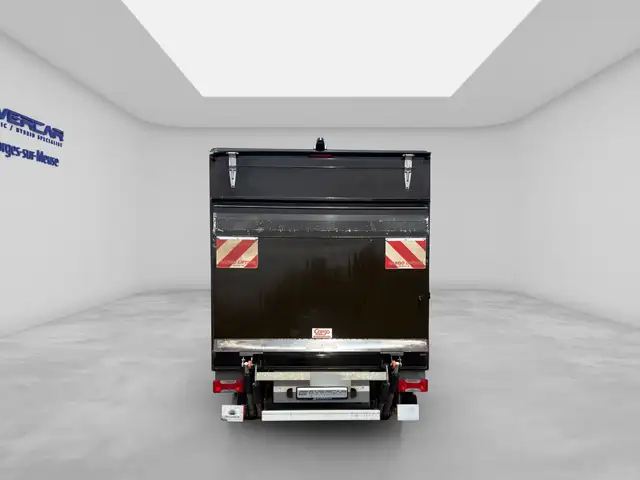 Volkswagen Crafter view 5