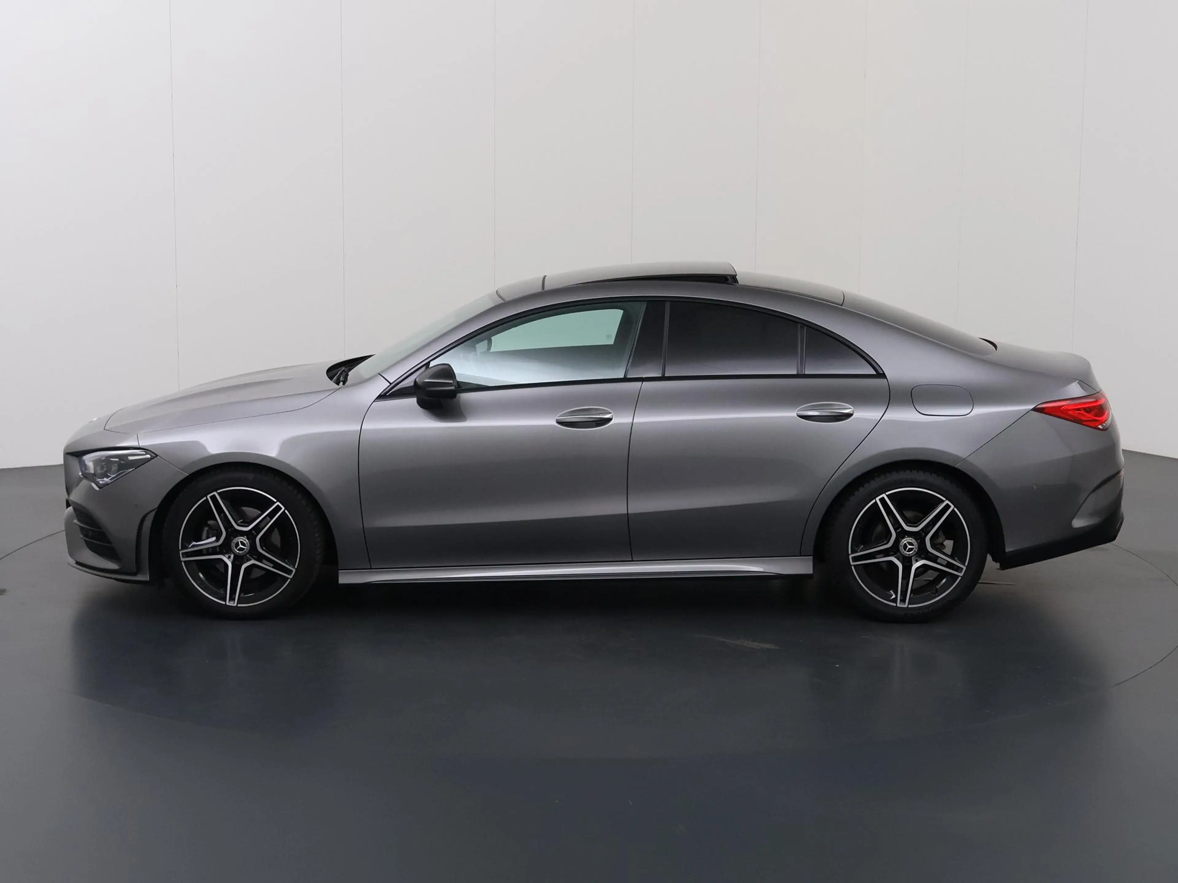 Mercedes-Benz CLA 180 Business Solution AMG | Night pakket | Panoramadak — photo 5