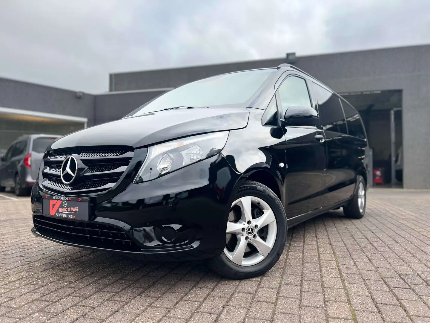 Mercedes-Benz Vito 116 A2/L2 (38.500€ex)EDITION TOURER PRO,9G-TRON Noir - 2