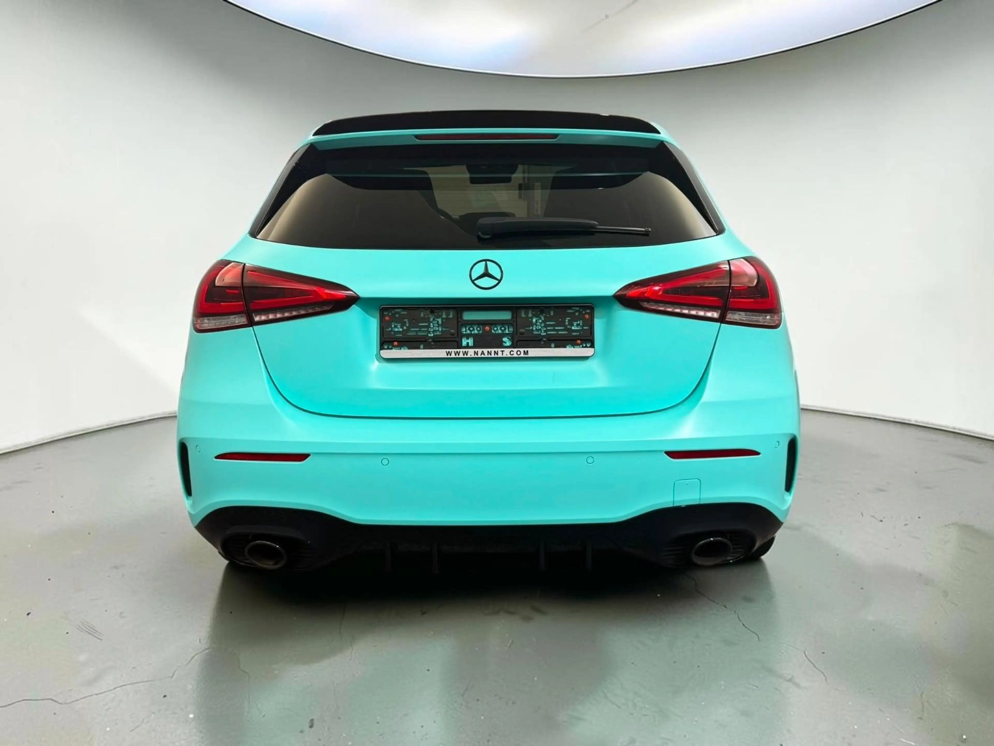 Mercedes-Benz A 35 AMG 4M*PANO*19Z*HEAD*ACC*BEAM*UNIQUE — photo 6