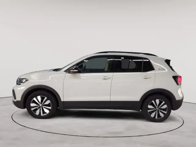 Volkswagen T-Cross view 6