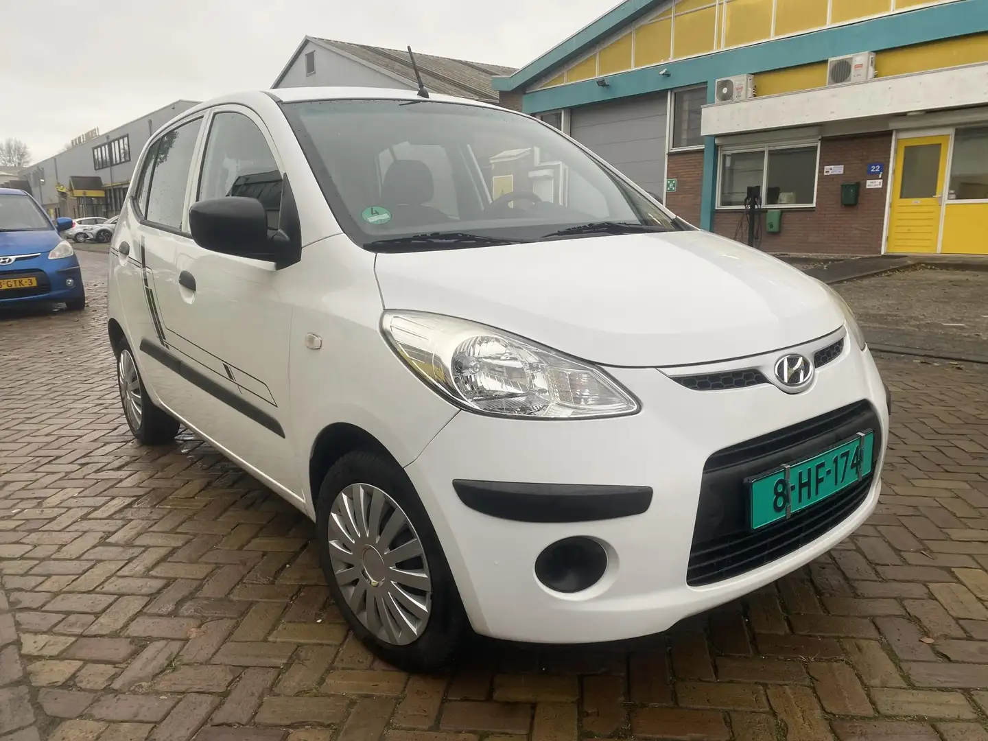 Hyundai i10 1.1 Active Wit - 2