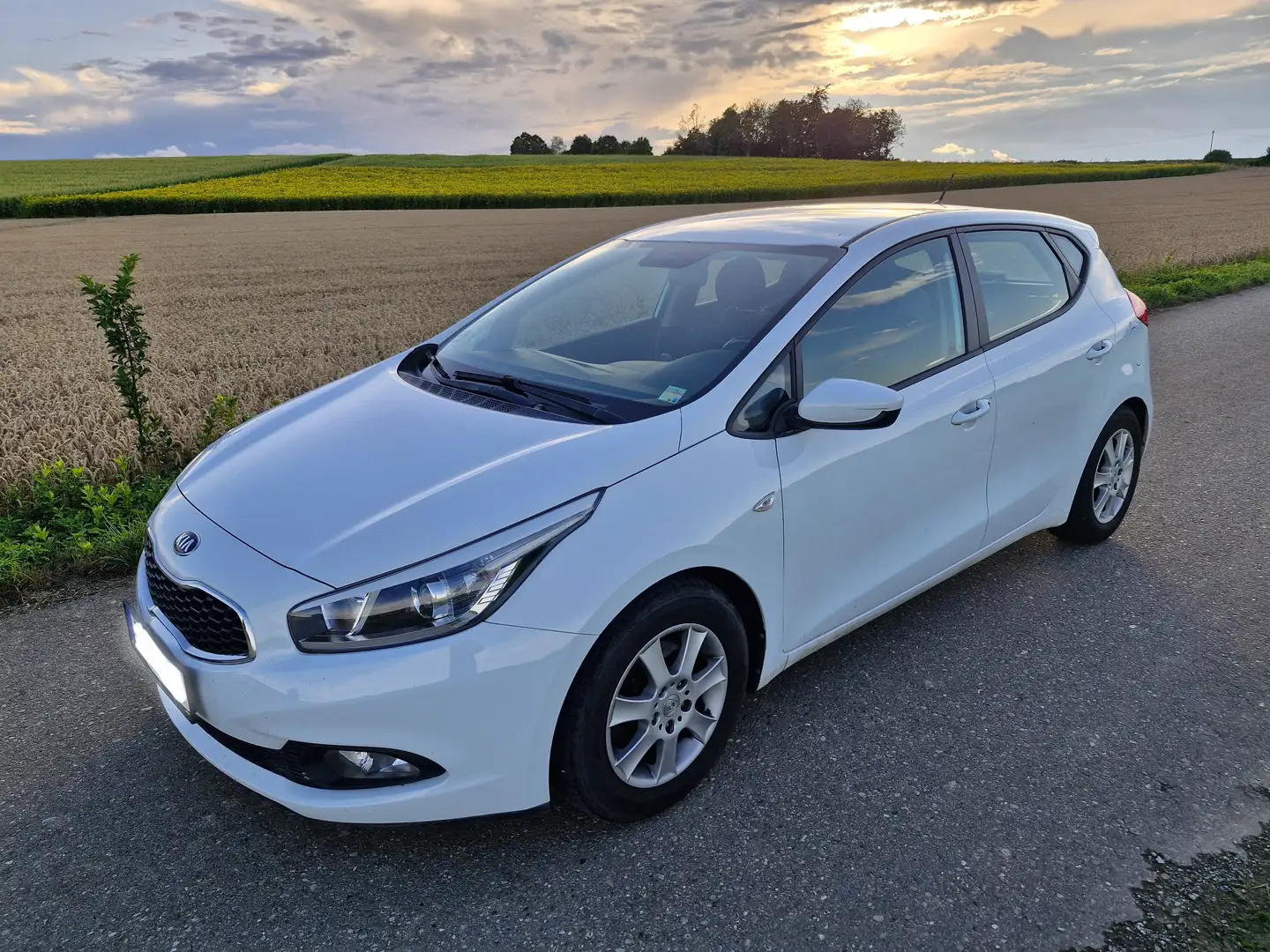 Kia Ceed / cee'd 1.4 CVVT Comfort Alb - 1