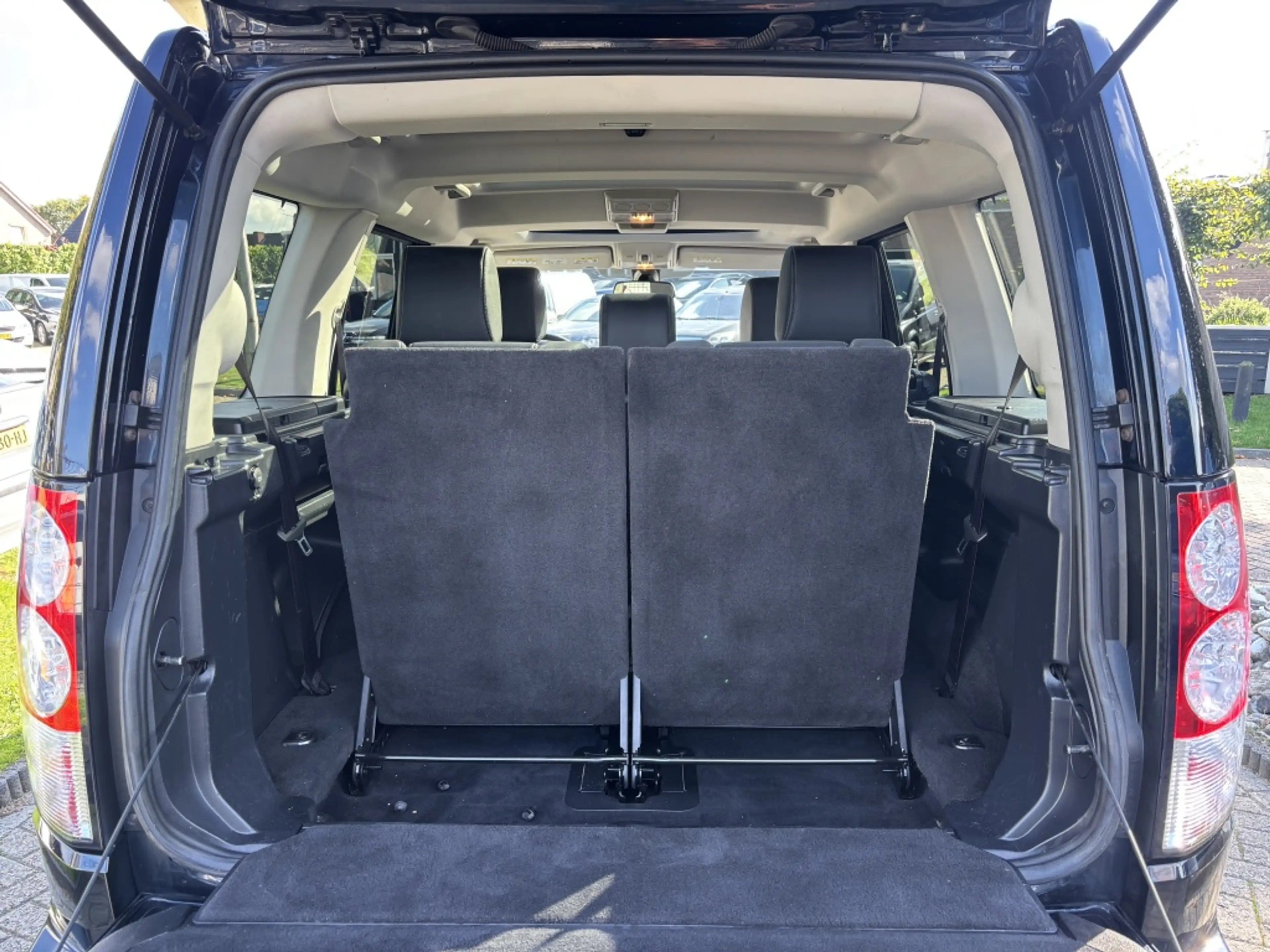 Land Rover Discovery 3.0 TDV6 HSE 2013 7-Persoons Trekhaak Dealer OH — photo 9