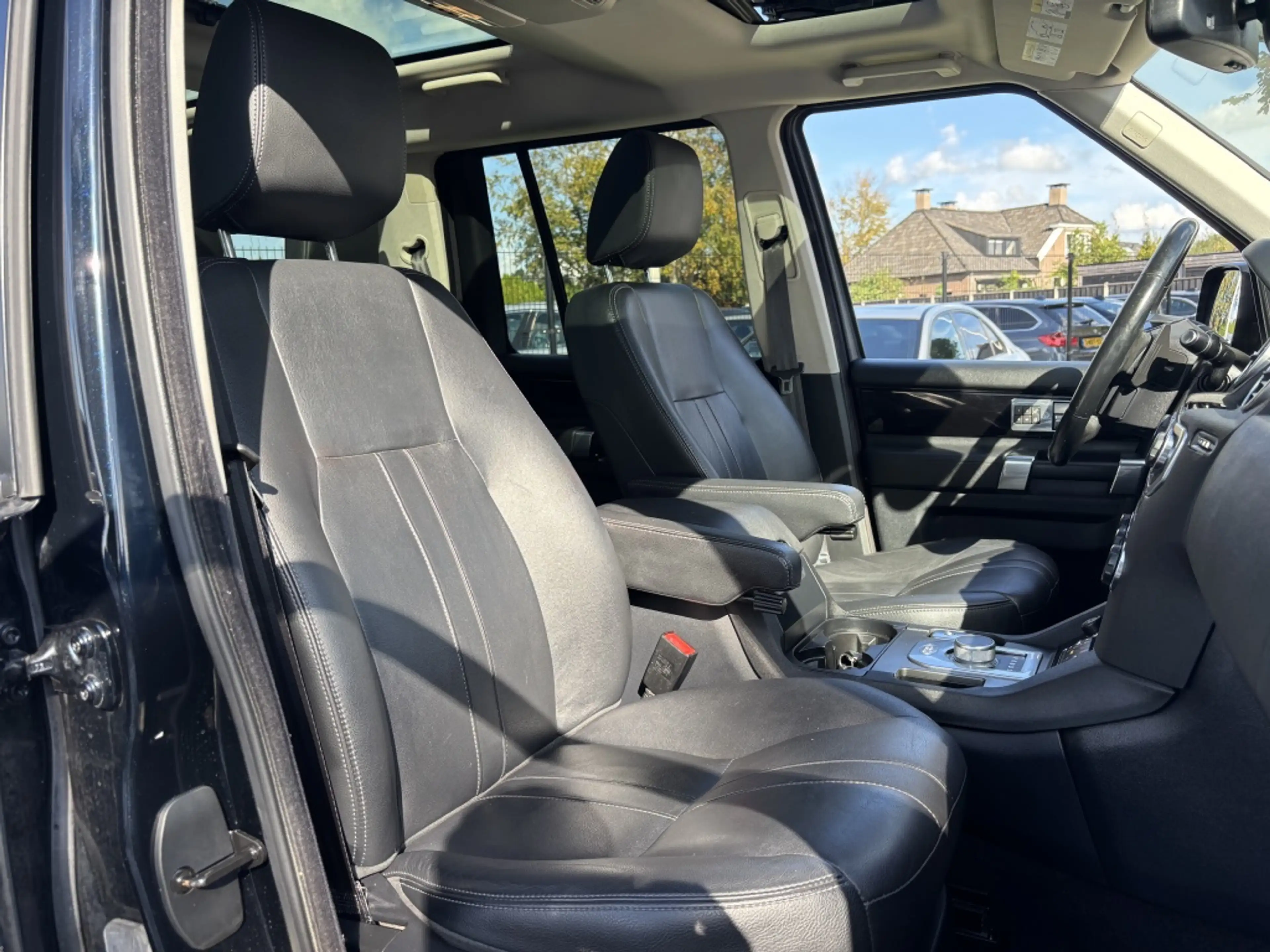 Land Rover Discovery 3.0 TDV6 HSE 2013 7-Persoons Trekhaak Dealer OH — photo 14