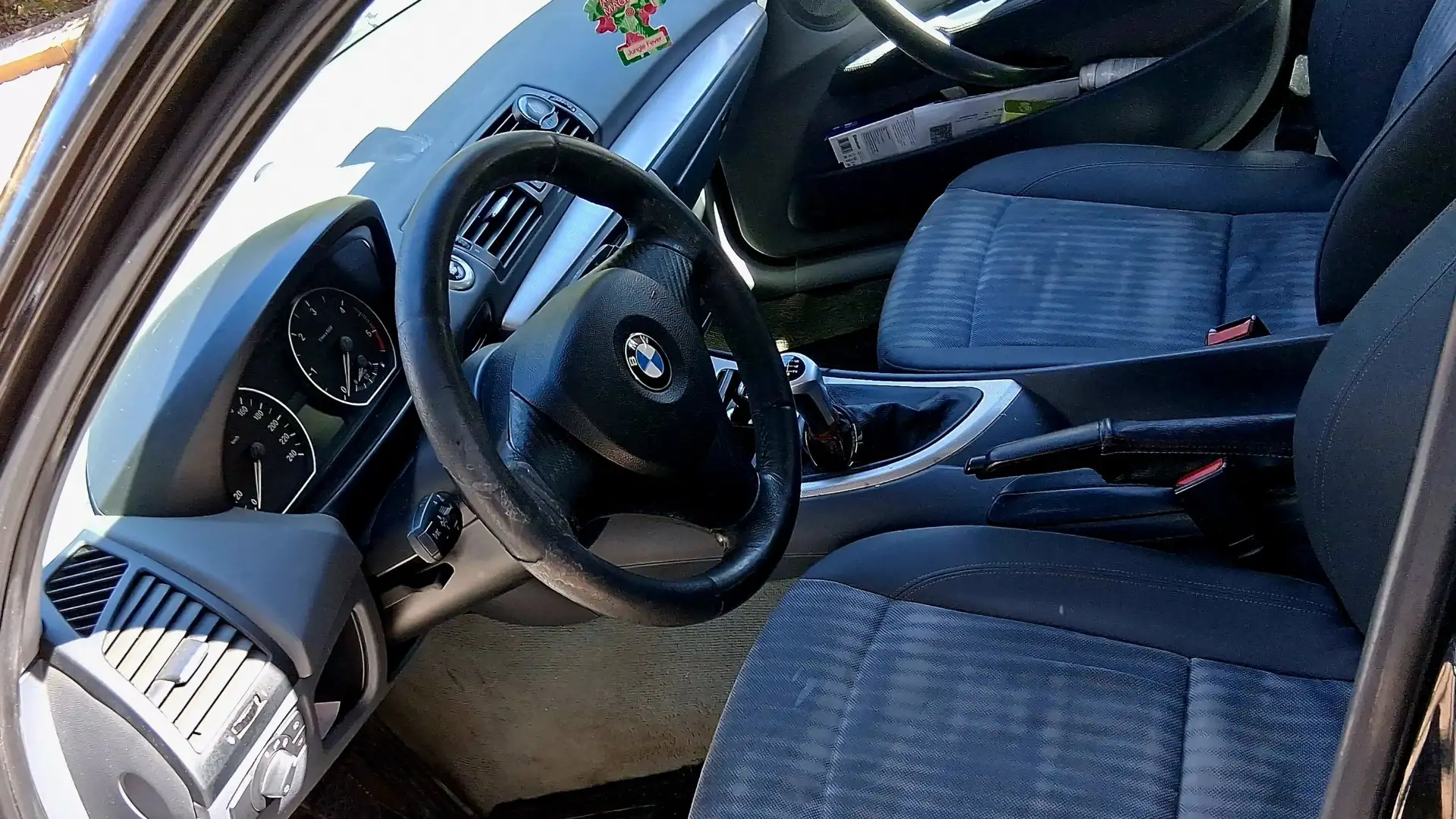 BMW 120 120d Attiva - 2