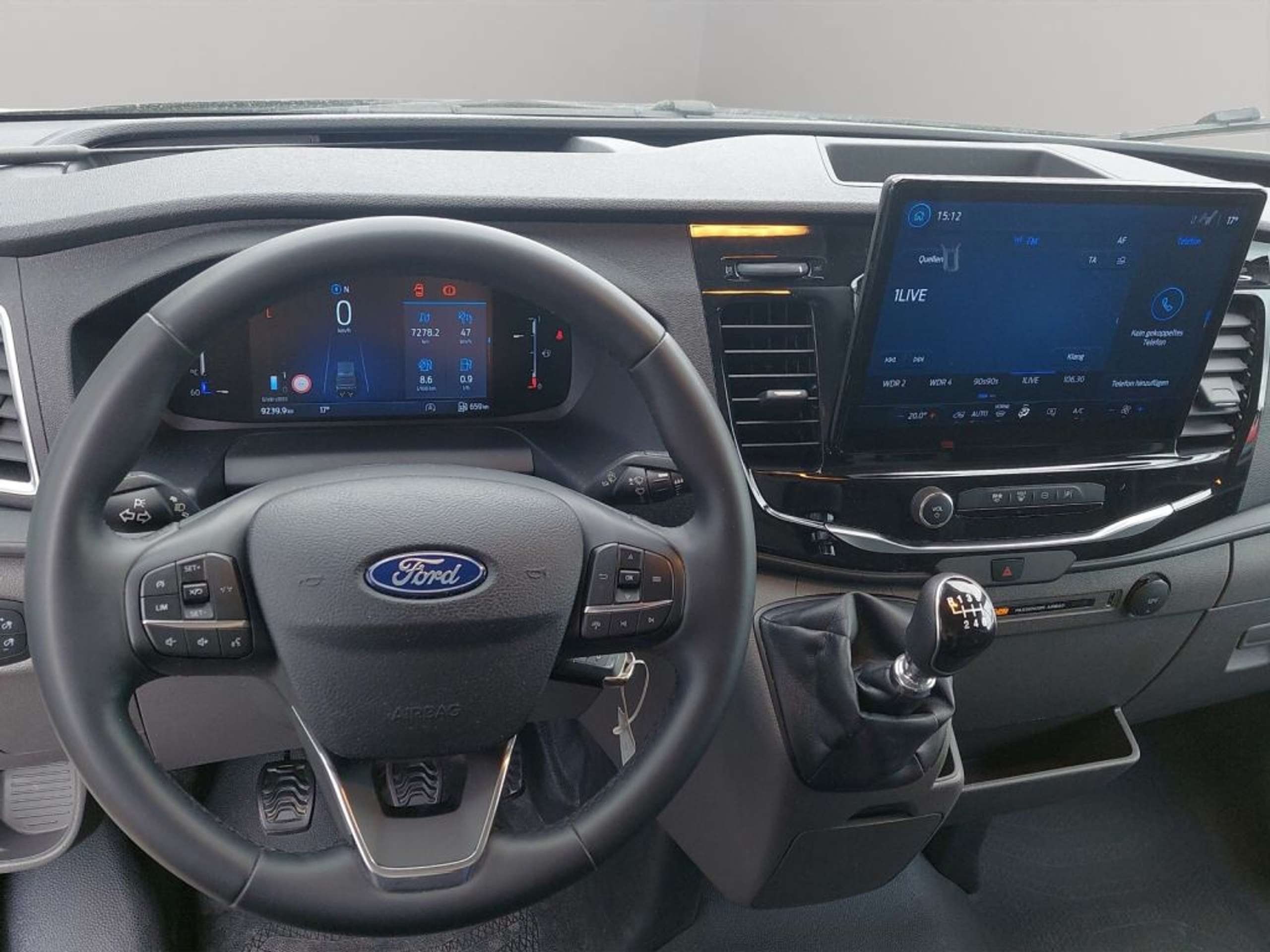 Fahrzeugabbildung Ford Transit 350 L3H2 Lkw VA Trend - mit KI generiert/bearbeitet