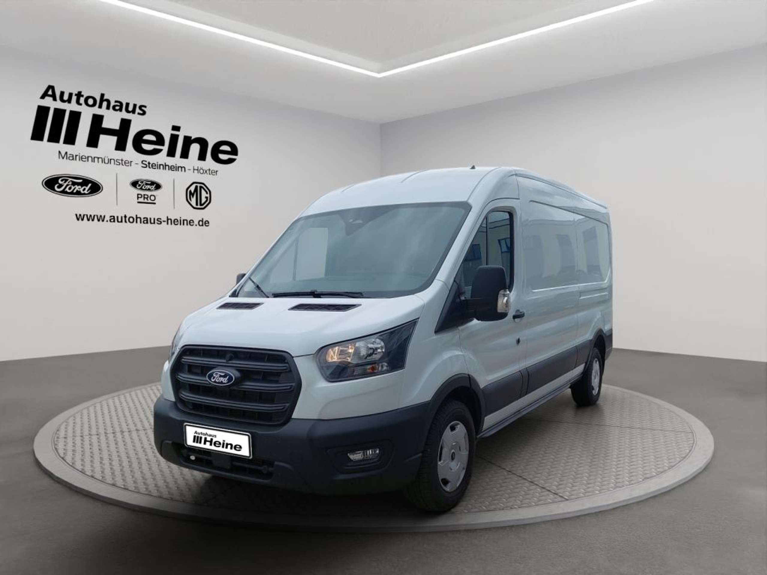 Fahrzeugabbildung Ford Transit 350 L3H2 Lkw VA Trend - mit KI generiert/bearbeitet