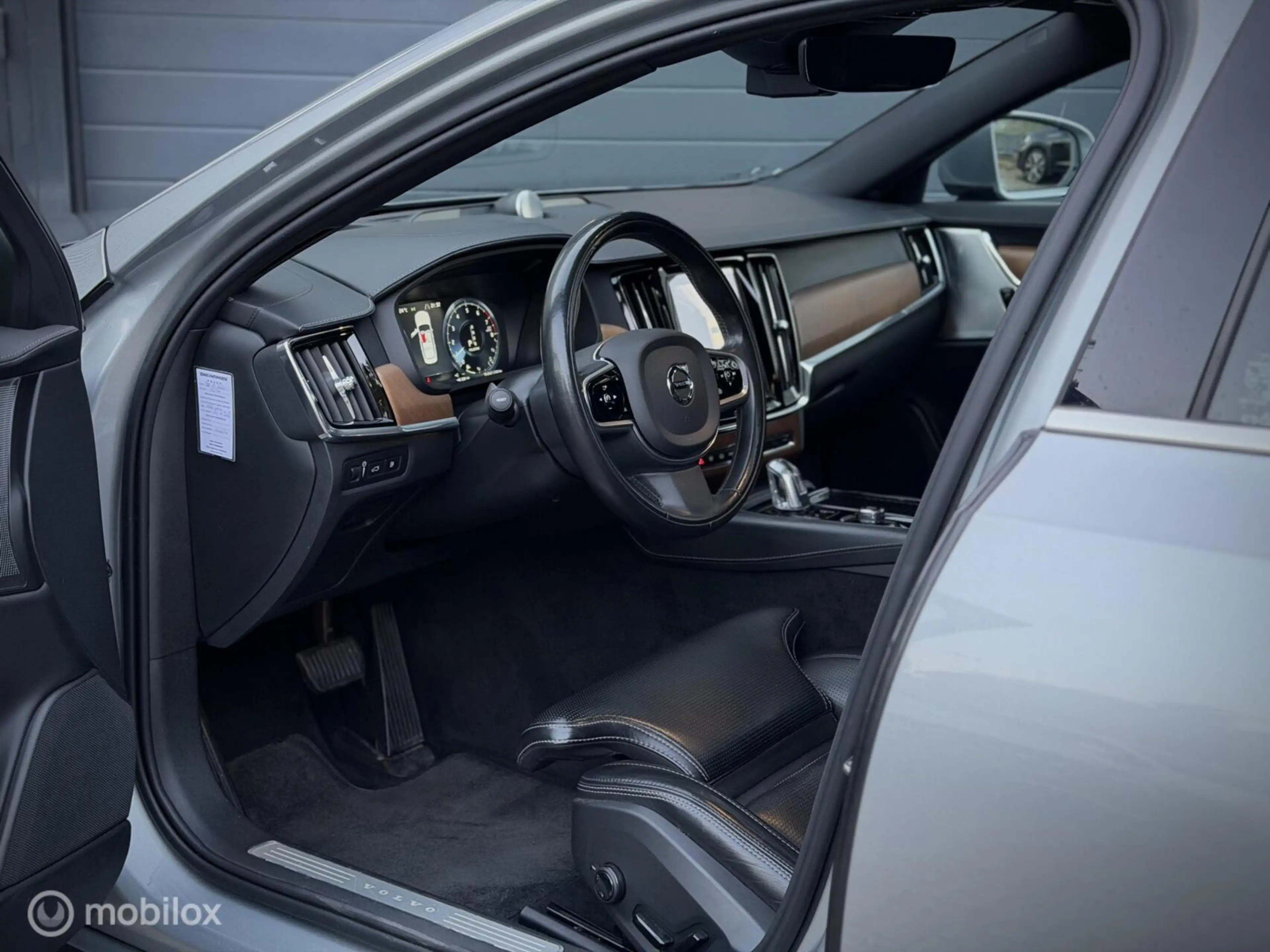 Volvo S90 2.0 T8 AWD Inscription Bowers & Wilkins Vol! Trekh — photo 4