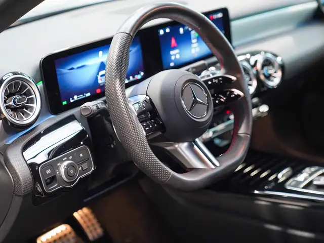 Mercedes-Benz A-Class view 15