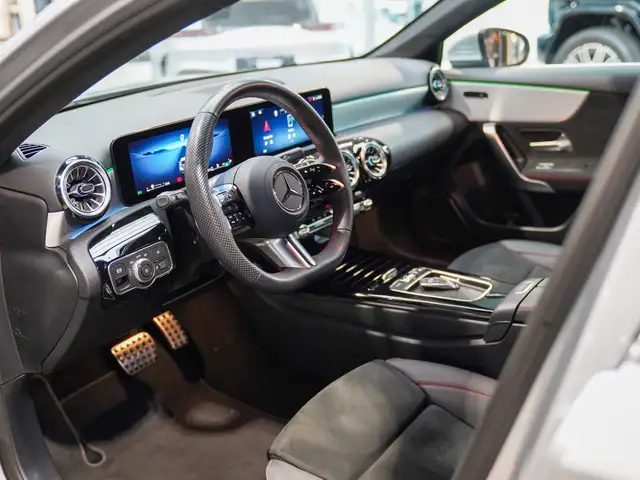 Mercedes-Benz A-Class view 14
