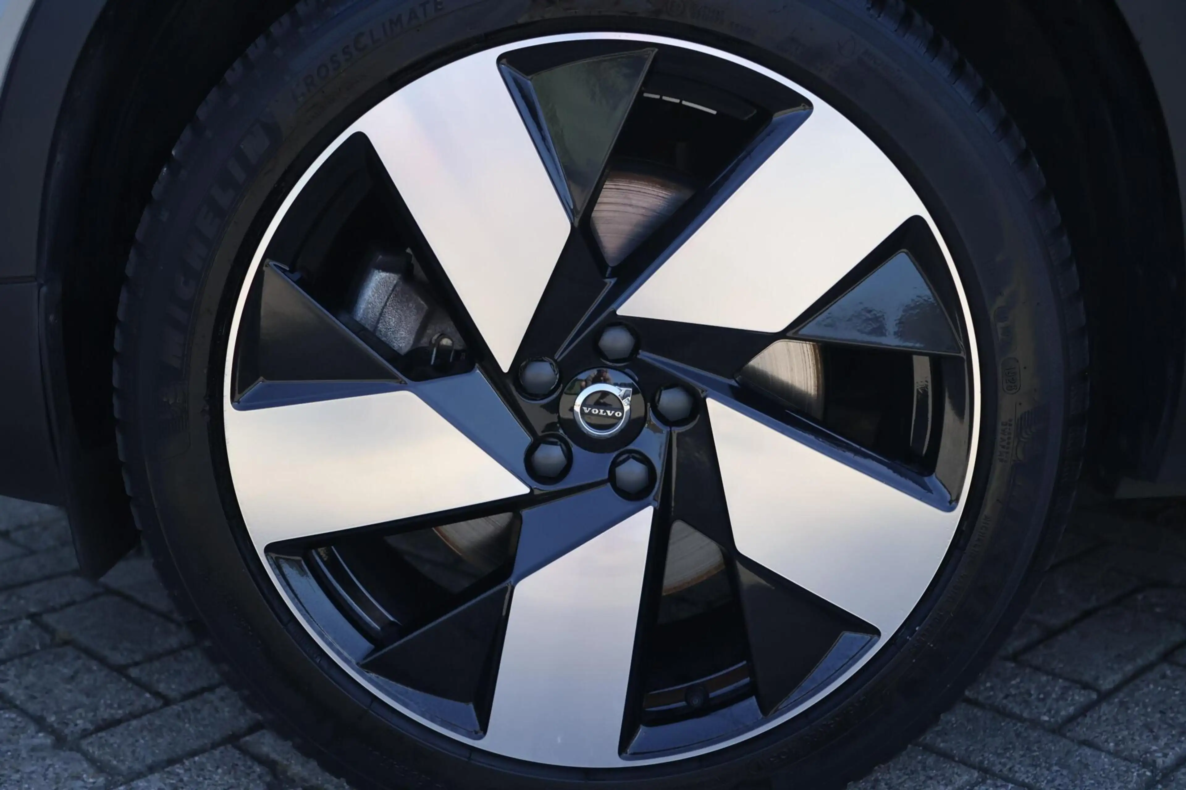 Volvo XC40 T5 Recharge Ultimate Dark | Stoelverwarming | Park — photo 15