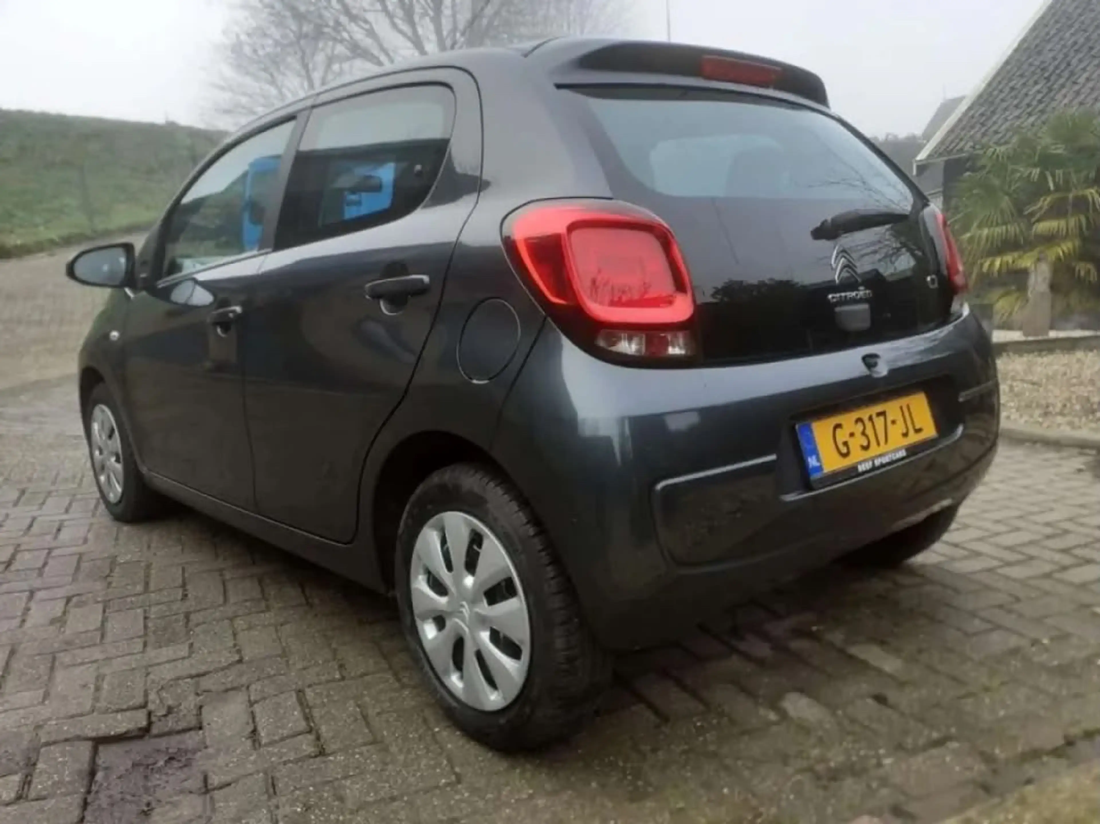 Citroen C1 1.0 VTi Feel — photo 4