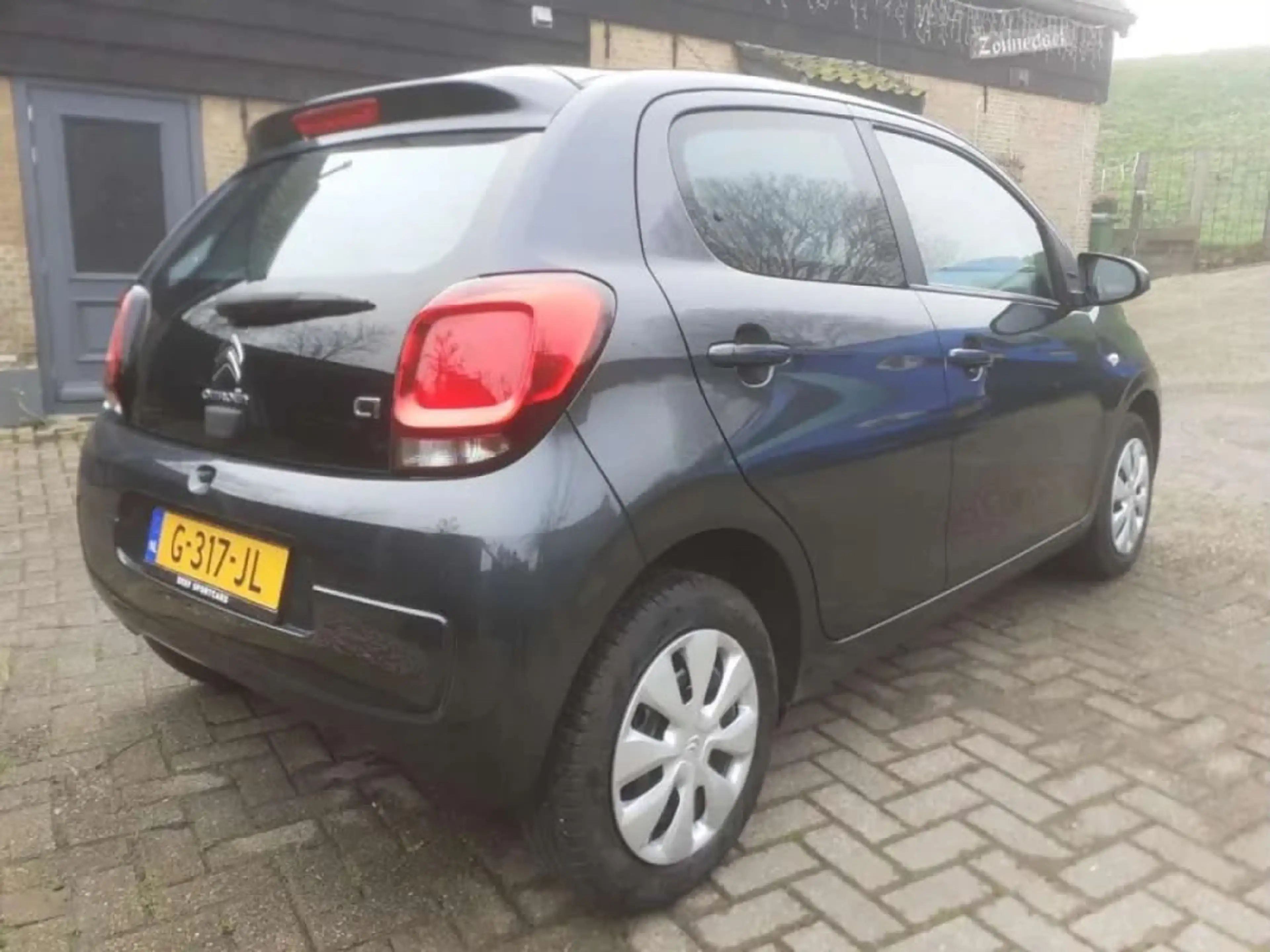 Citroen C1 1.0 VTi Feel — photo 3