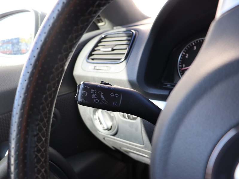 Volkswagen Scirocco 1.4 TSI Highline 122 PK airco LM org NL — photo 12