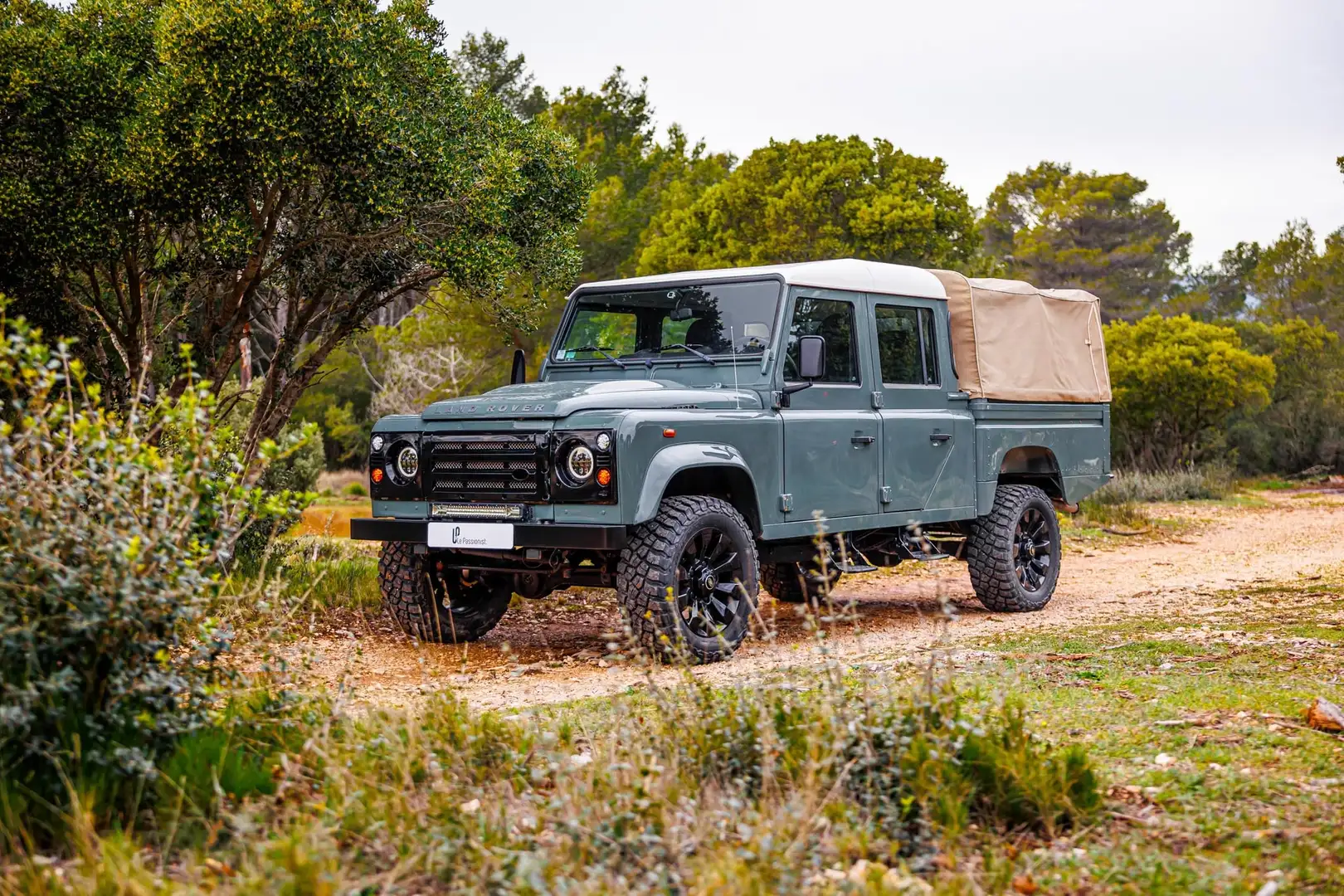 Land Rover Defender 130 DOUBLE CAB Groen - 1