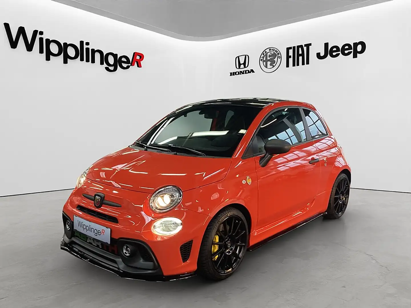 Abarth 695 Abarth 695 Orange - 1