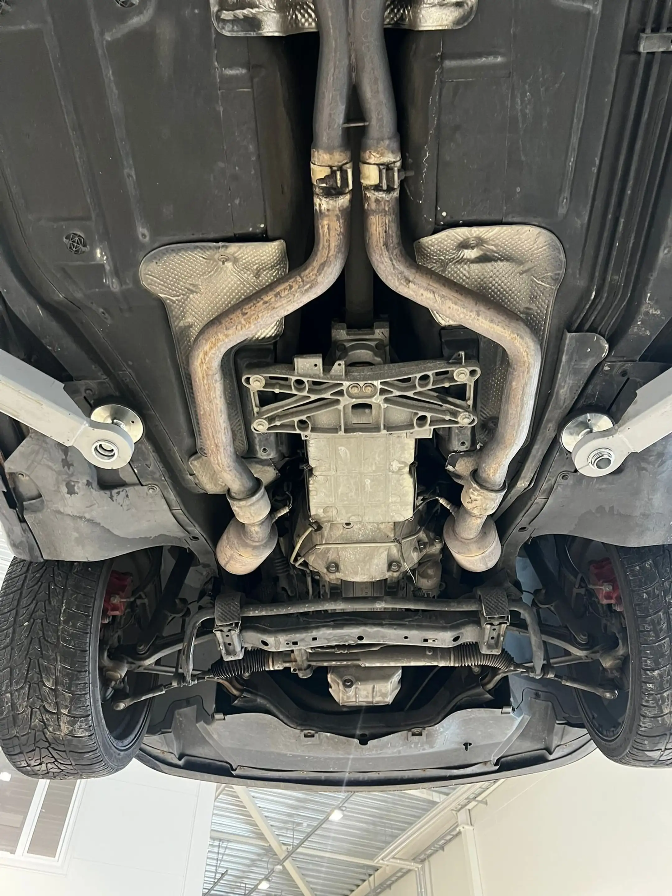Chrysler 300C 5.7 V8 HEMI — photo 13