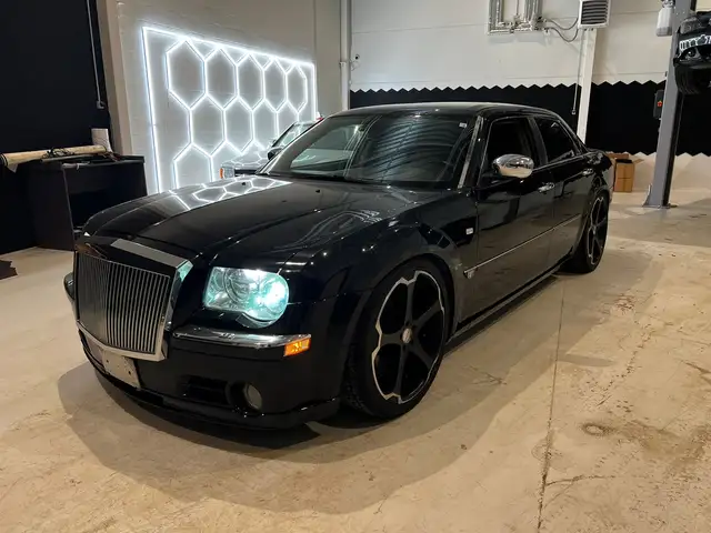 Chrysler 300C 5.7 V8 HEMI