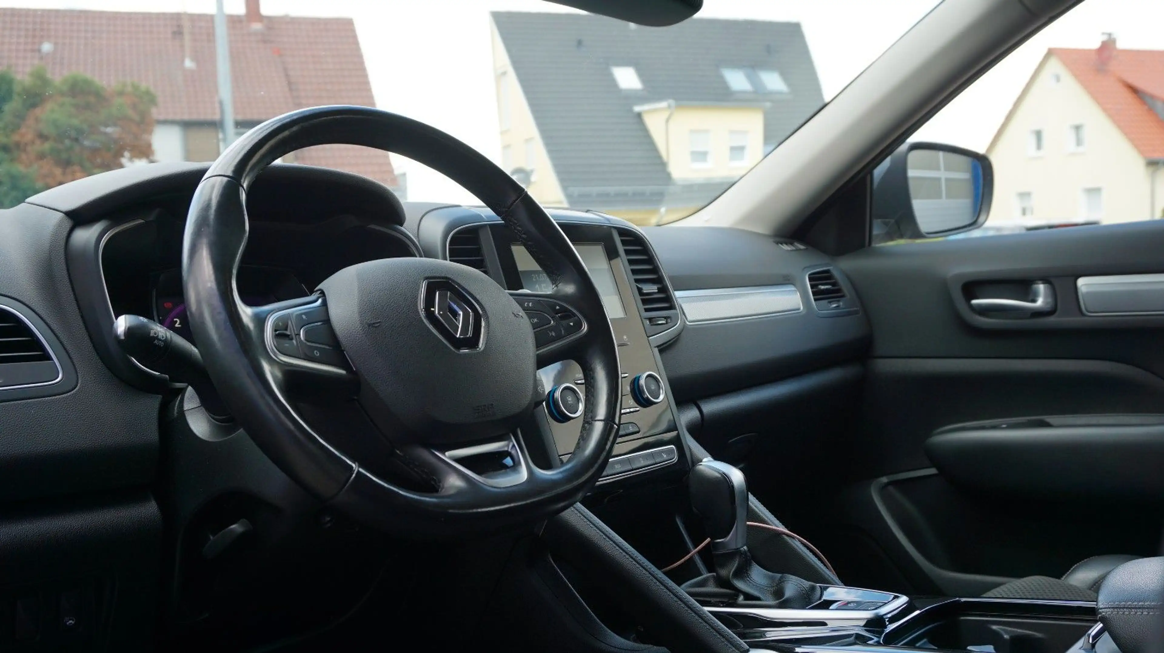 Renault Koleos Zen Navi Klima Sitzheizung PDC Teilleder — photo 11