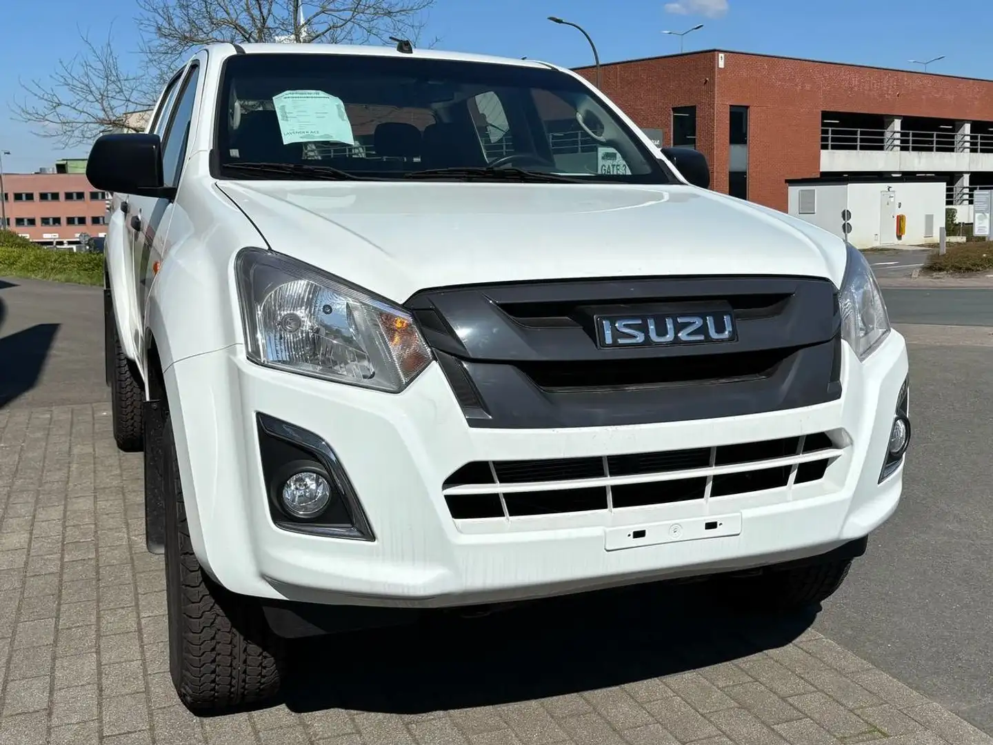 Isuzu D-Max 2.5L D DC 4X4 PWR AW MT Mid *FOR EXPORT OUT OF EU* Bianco - 2