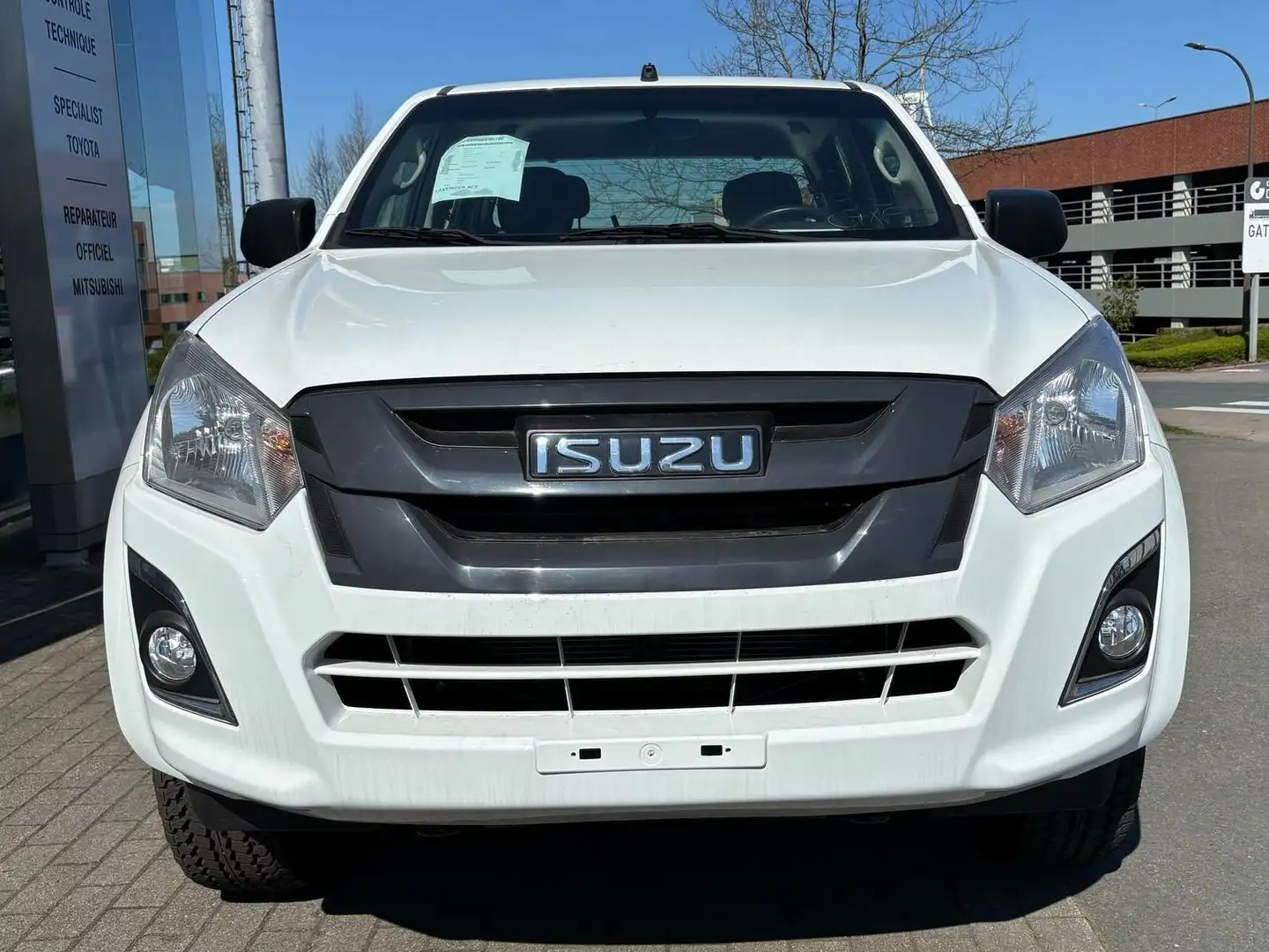 Isuzu D-Max 2.5L D DC 4X4 PWR AW MT Mid *FOR EXPORT OUT OF EU* Bianco - 1
