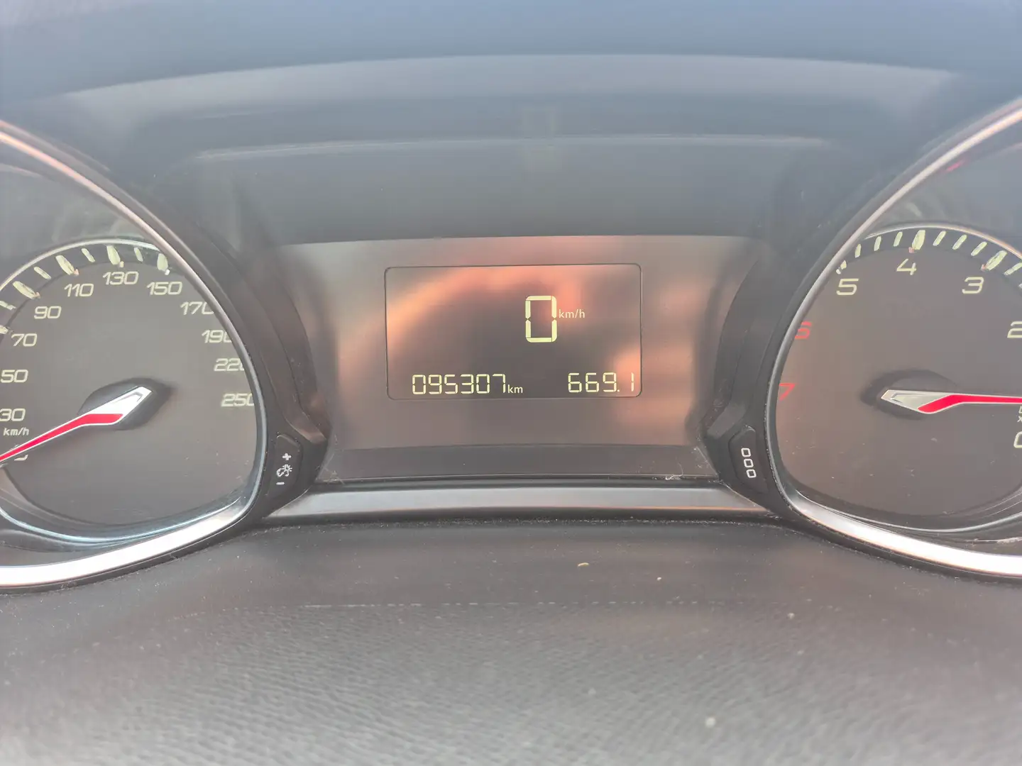 Peugeot 308 308 Allure STT -EU6b-GARANTIE 1AN-CLIM-GPS-CAMERA Zilver - 2