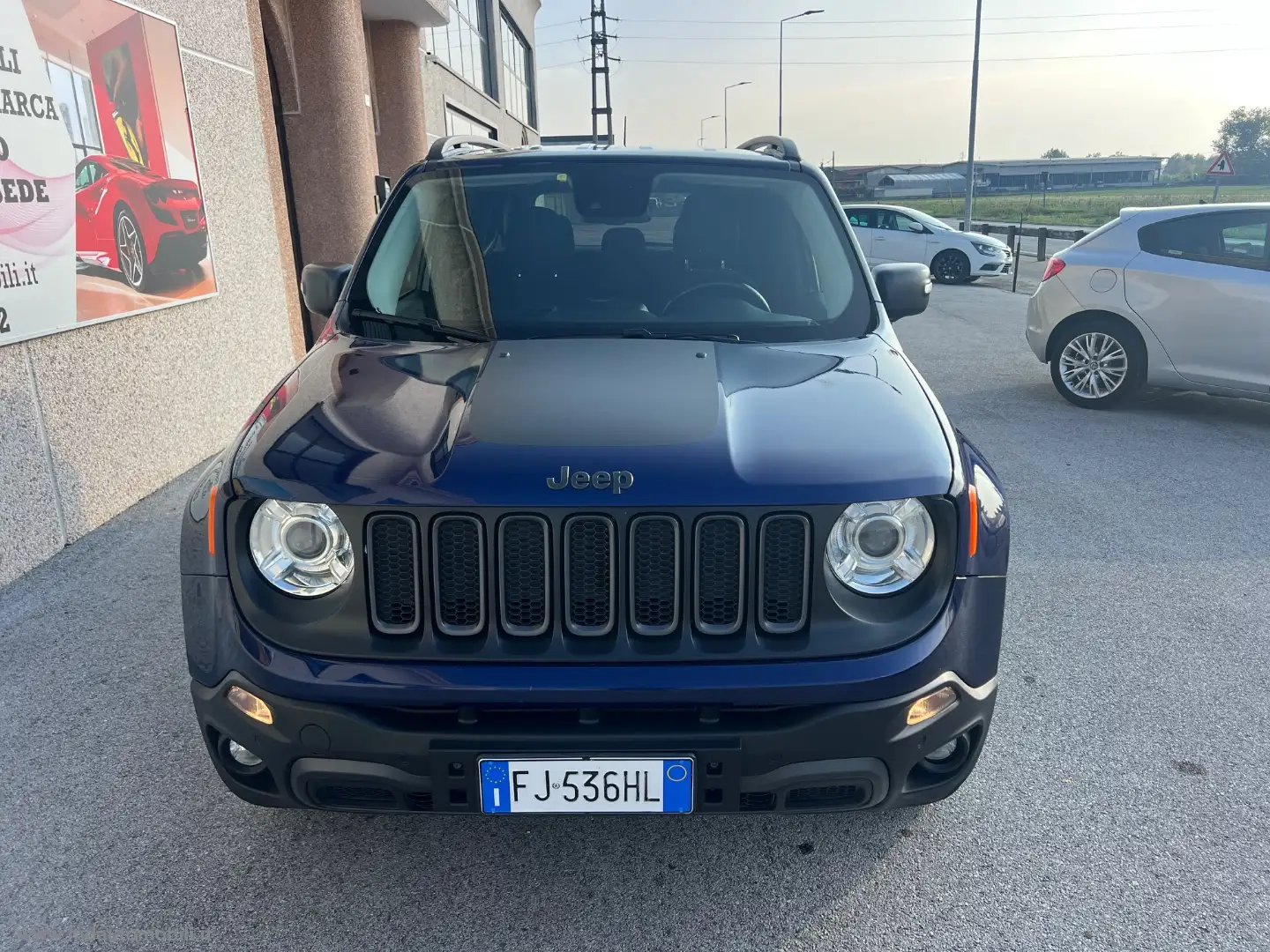 Jeep Renegade 2.0 Mjt 170CV 4WD AD.L. Tr.hawk KM.114000 Blau - 2