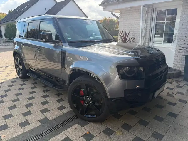 Land Rover Defender 110 X 22" Pano BlackPack 360° Head UP